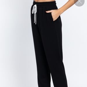 COPY - Women's Black Jogging Pants Size S
